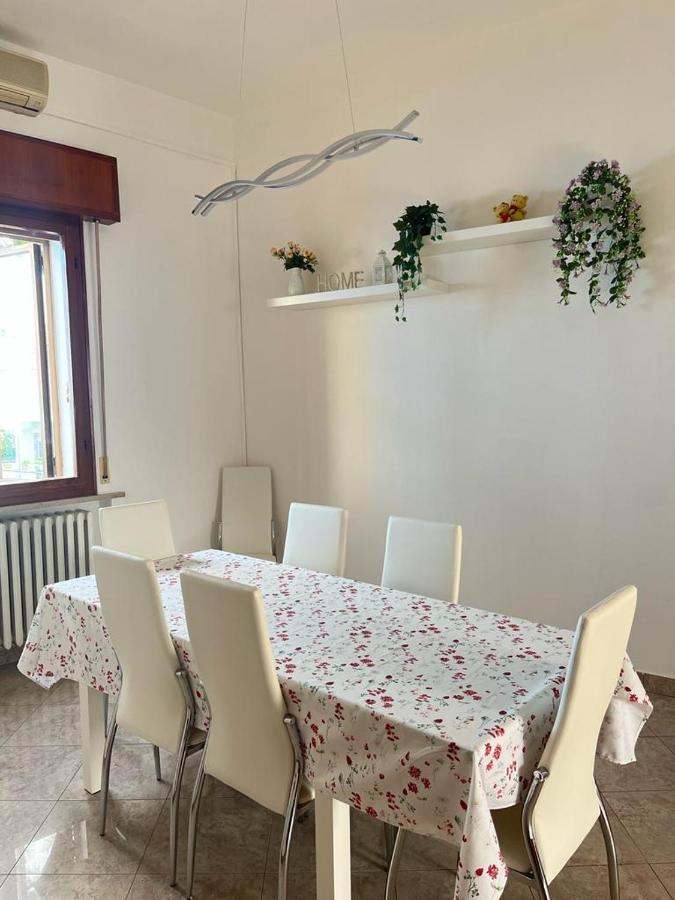 Appartamento Betti, San Giuliano Mare 里米尼 外观 照片