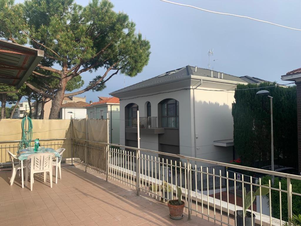 Appartamento Betti, San Giuliano Mare 里米尼 外观 照片